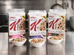 Special K Nourish contains superfoods such as oats, quinoa, pepita seeds and cranberries.